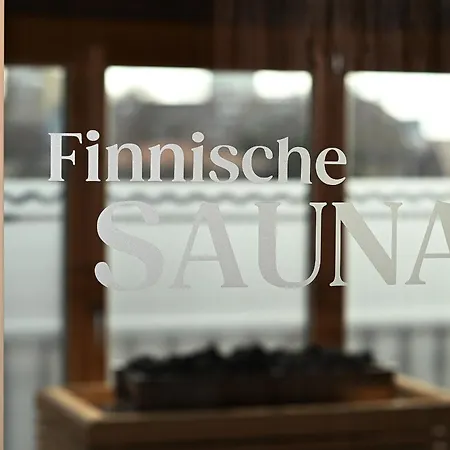 Binnendiek Haus 4 6 * Бюзум